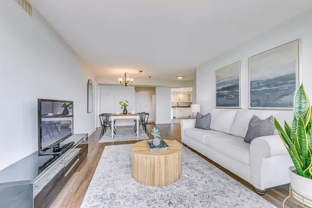 Additional image 12 of 5090 Pinedale Ave Unit 709