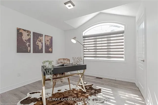 Additional image 27 of 3485 Fourth Line