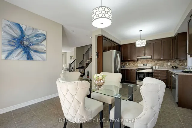 Additional image 18 of 61 Arizona Dr