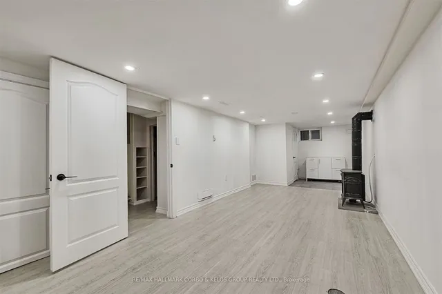 Additional image 33 of 7 Calderon Cres