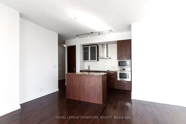 Additional image 10 of 12 York St Unit 4202