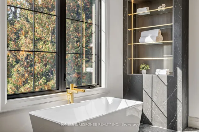 Additional image 23 of 8 MARTIN GROVE Rd