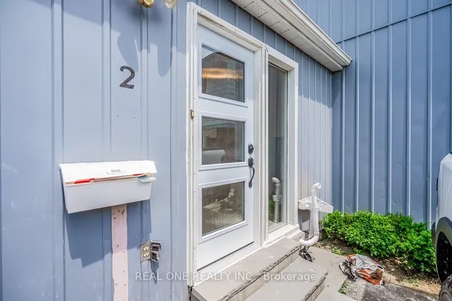 Additional image 3 of 2 Highview Tr