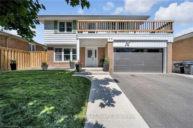 89 Ambleside Dr