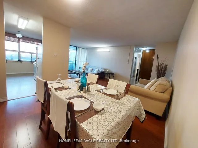 Additional image 13 of 25 Kensington Rd Unit 409