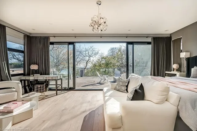 Additional image 27 of 136 Avondale Crt