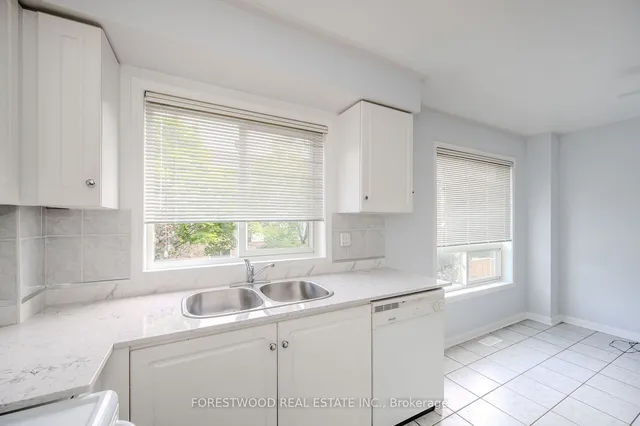 Additional image 10 of 80 Acorn Pl Unit 211