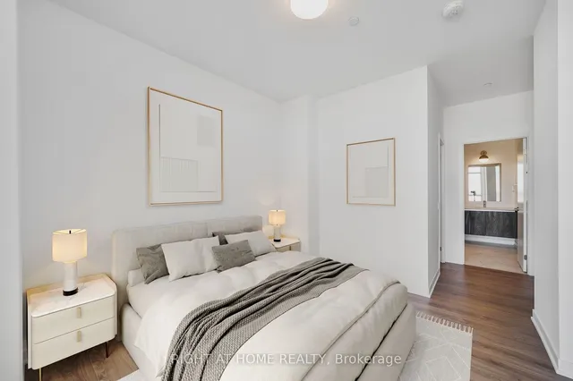 Additional image 3 of 405 Dundas St Unit PH05