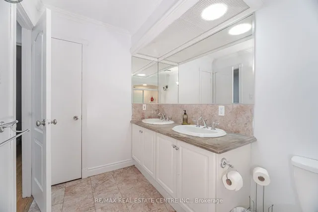 Additional image 28 of 4062 Dunmow Cres