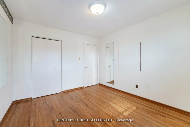 Additional image 27 of 68 Lynmont Rd