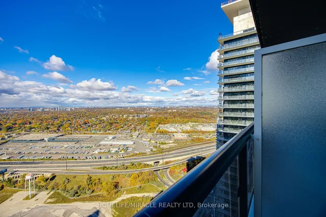 Additional image 33 of 56 Annie Craig Dr Unit LPH03