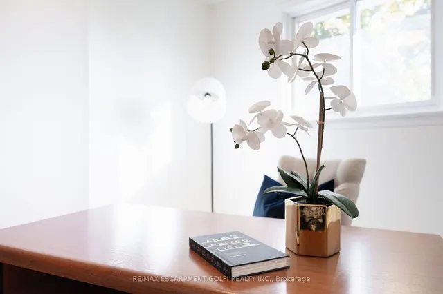 Additional image 13 of 586 Renforth Dr Unit 40