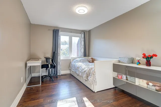 Additional image 25 of 1755 Rathburn Rd Unit 18