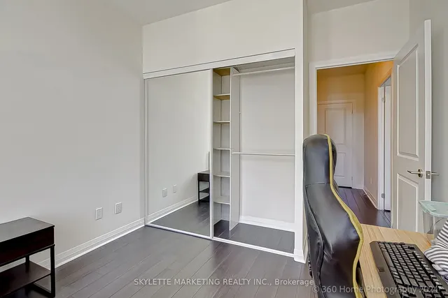 Additional image 31 of 55 Eglinton Ave Unit 111