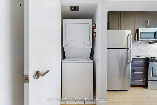 Additional image 15 of 1171 Queen St Unit 1508