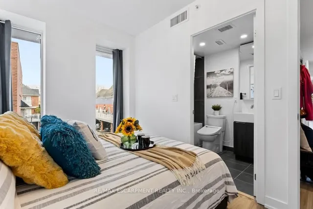 Additional image 26 of 370 MARTHA St Unit 210