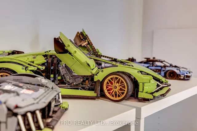 Additional image 21 of 4185 Shipp Dr Unit 1616