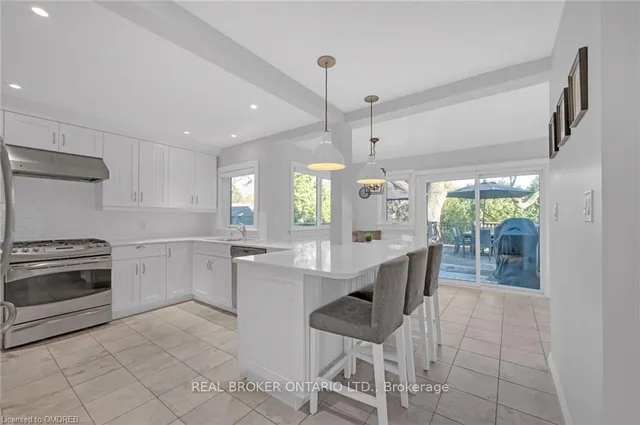 Additional image 14 of 883 Forest Glen Ave