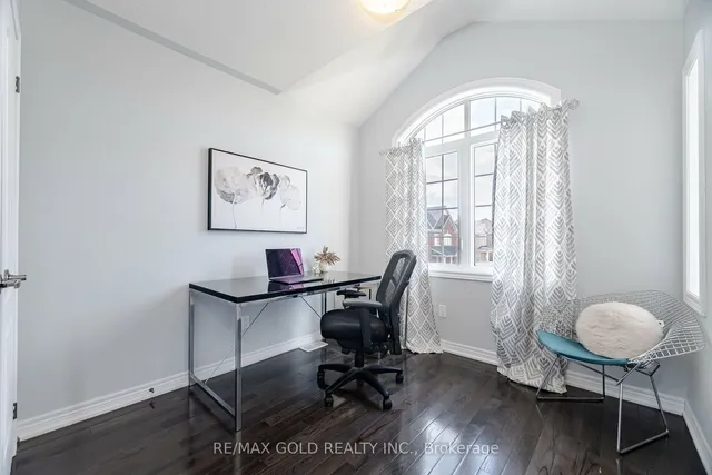 Additional image 17 of 83 Yellowknife Rd