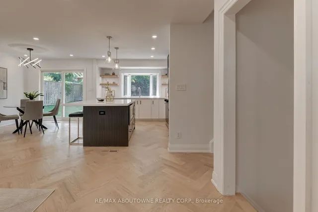 Additional image 8 of 2435 Cyprus Ave