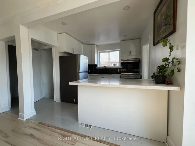 Additional image 6 of 78 Sanford Cres