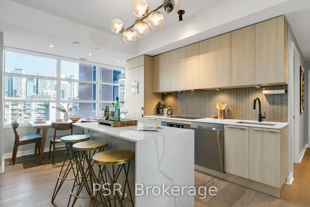 Additional image 18 of 501 Adelaide St Unit 1001