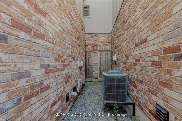 Additional image 39 of 3485 Fourth Line