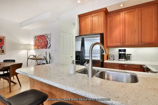 Additional image 16 of 900 Mount Pleasant Rd Unit 426