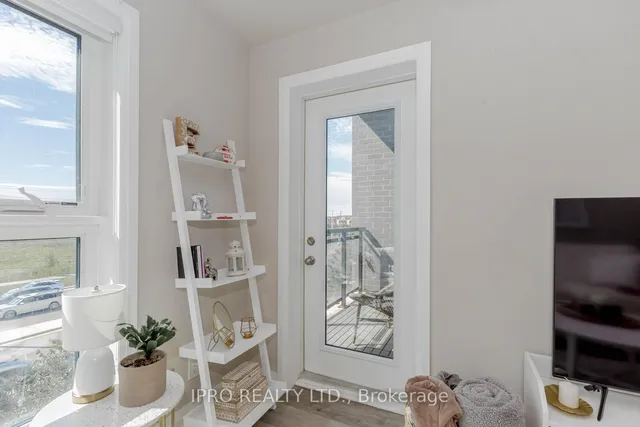 Additional image 28 of 128 Grovewood Common Unit 318