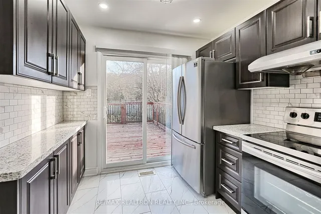 Additional image 14 of 2922 Gulfstream Way