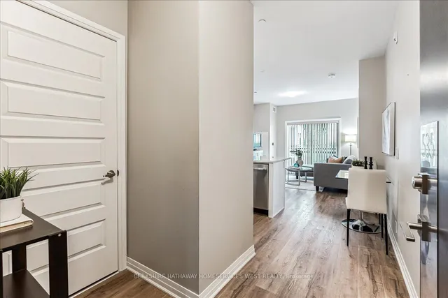 Additional image 7 of 102 GROVEWOOD COMMON Unit 535