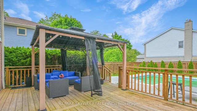 Additional image 28 of 17 Nantucket Cres