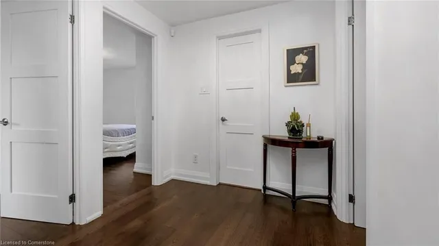 Additional image 16 of 10 Highland Trail