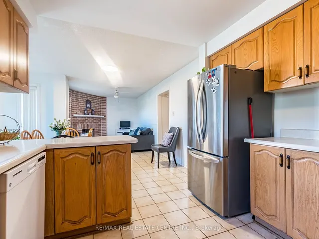 Additional image 13 of 433 Silverthorne Cres