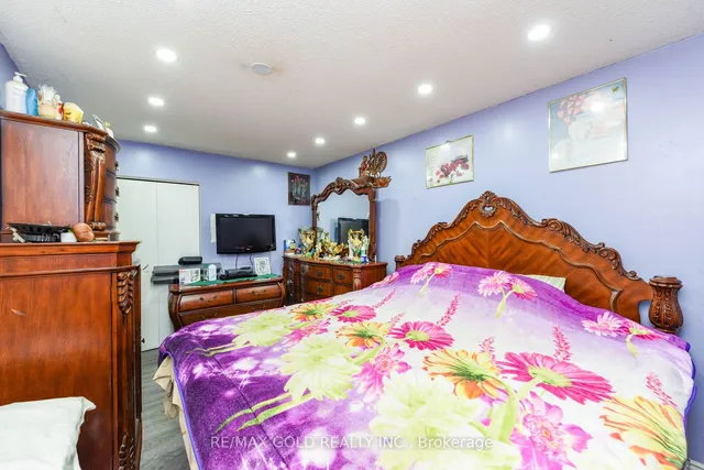 Additional image 24 of 7500 Goreway Dr Unit 35
