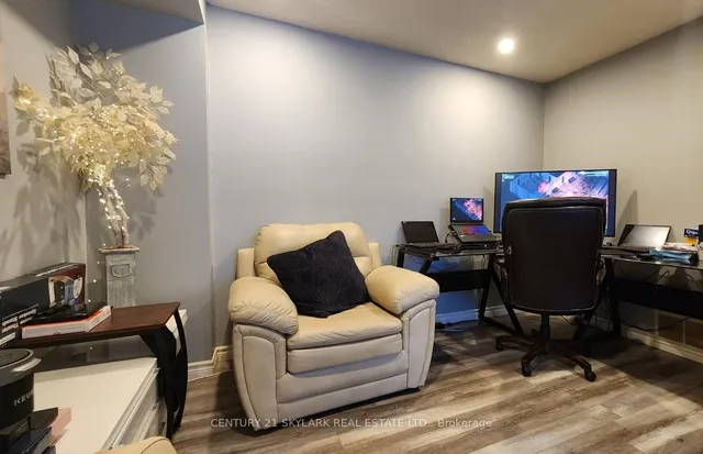 Additional image 34 of 1320 Hampton St Unit 25