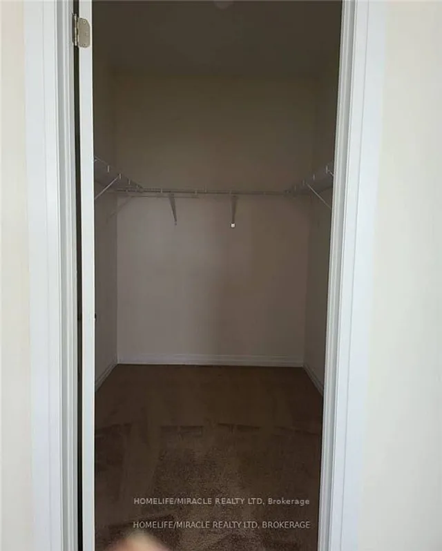 Additional image 12 of 21 Moorcroft Pl