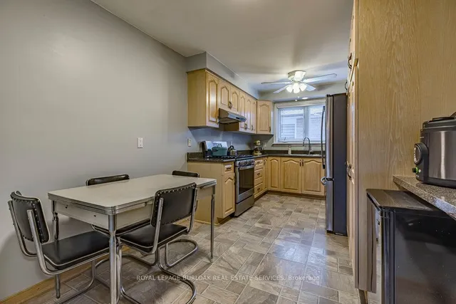 Additional image 9 of 1056 Dowland Cres