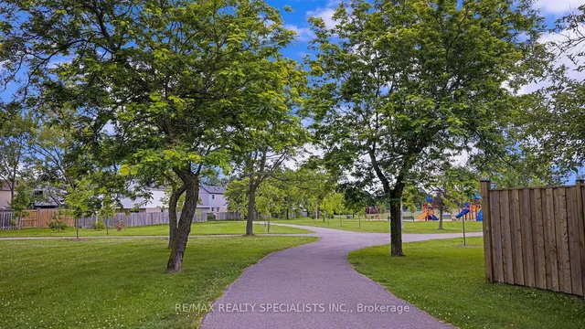 Additional image 39 of 4 Greenfield Sq