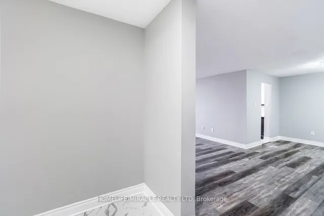 Additional image 8 of 15 Kensington Rd Unit 1703