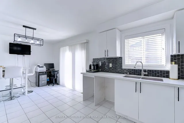 Additional image 17 of 23 Arthurs Cres