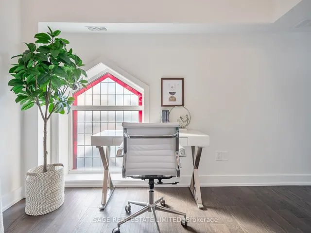 Additional image 32 of 1183 Dufferin St Unit 102