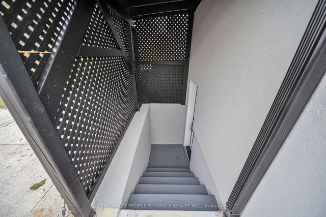 Additional image 35 of 3643 Woodruff Cres