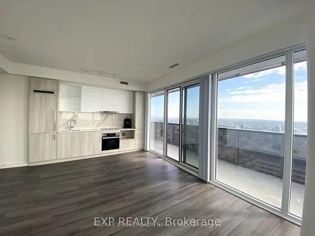 Additional image 10 of 138 Downes St Unit 5306