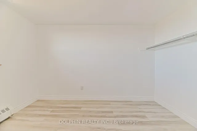 Additional image 16 of 3577 Derry Rd Unit 612