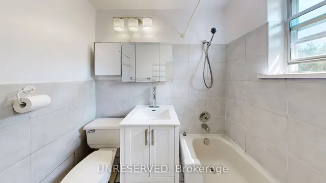 Additional image 30 of 7028 Justine Dr