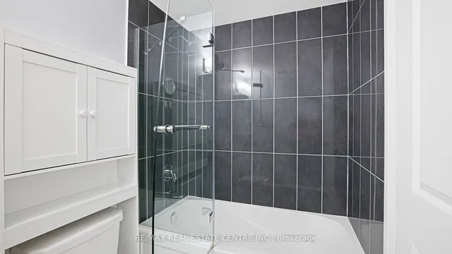 Additional image 28 of 75 Eglinton Ave Unit 902