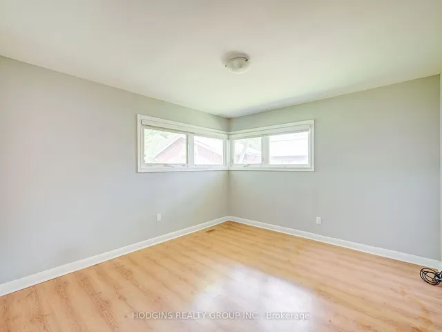 Additional image 18 of 7079 Second Line