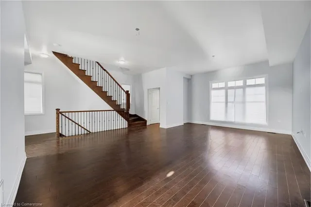 Additional image 13 of 2122 Royal Gala Cir