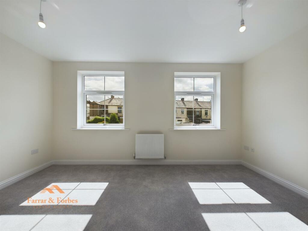 Additional image 7 of Melbourne Gardens, Burnley